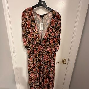 Torrid, NWT, black floral pull short sleeve skater dress, 4x, 26